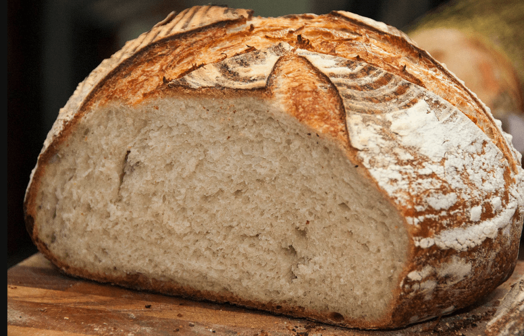 Bread2Bproject, van oud brood naar broodmeel en bier bewustmaking bij